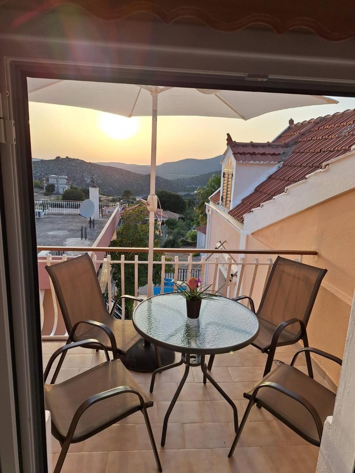 Oasis Complex Ξενοδοχείο Kardhakáta Εξωτερικό φωτογραφία
